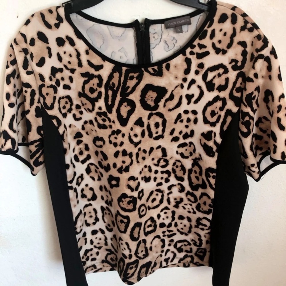 VINCE CAMUTO Leopard Print Blouse